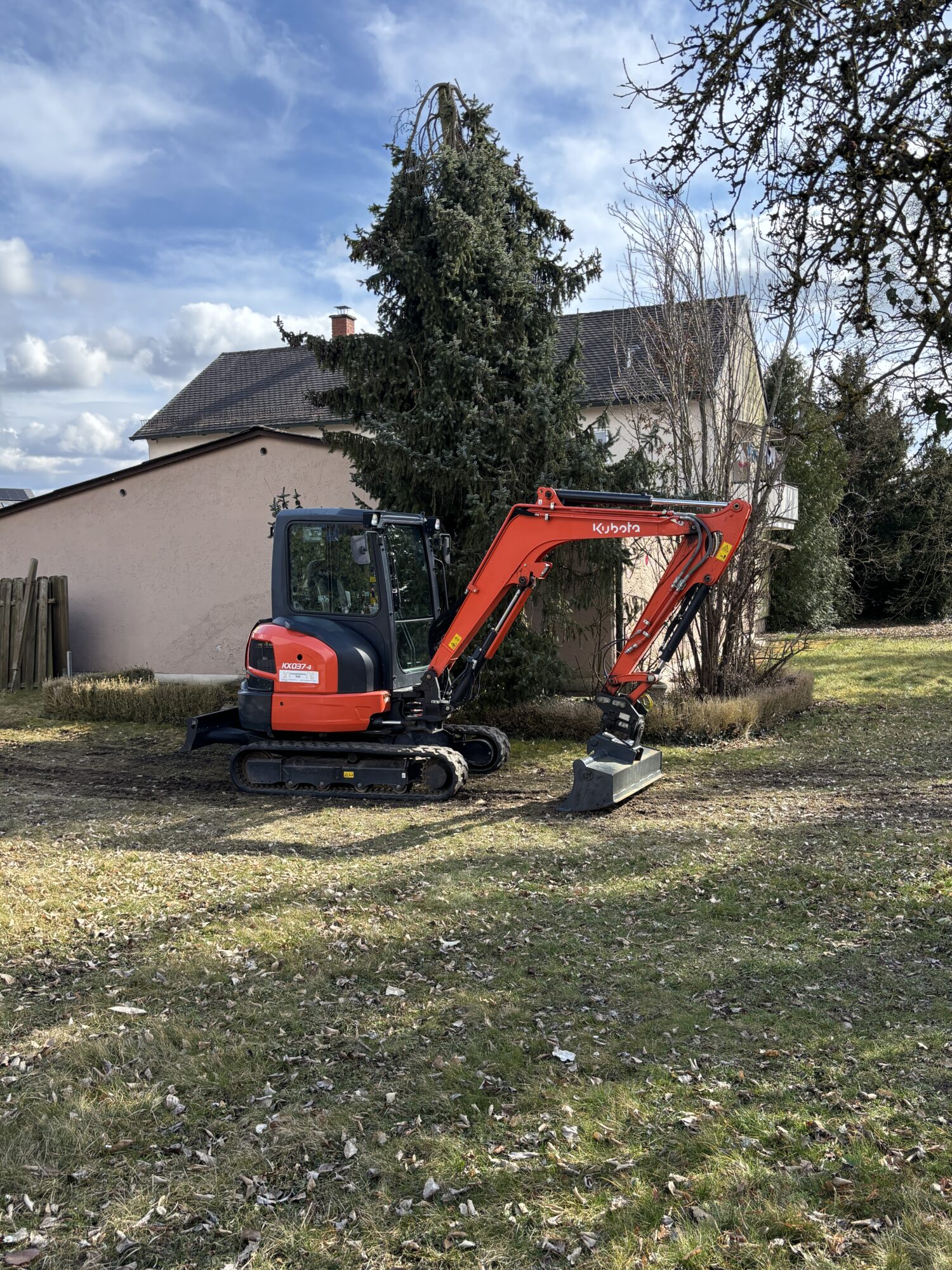 Effiziente Erdarbeiten mit dem Kubota KX037-4 Kompaktbagger