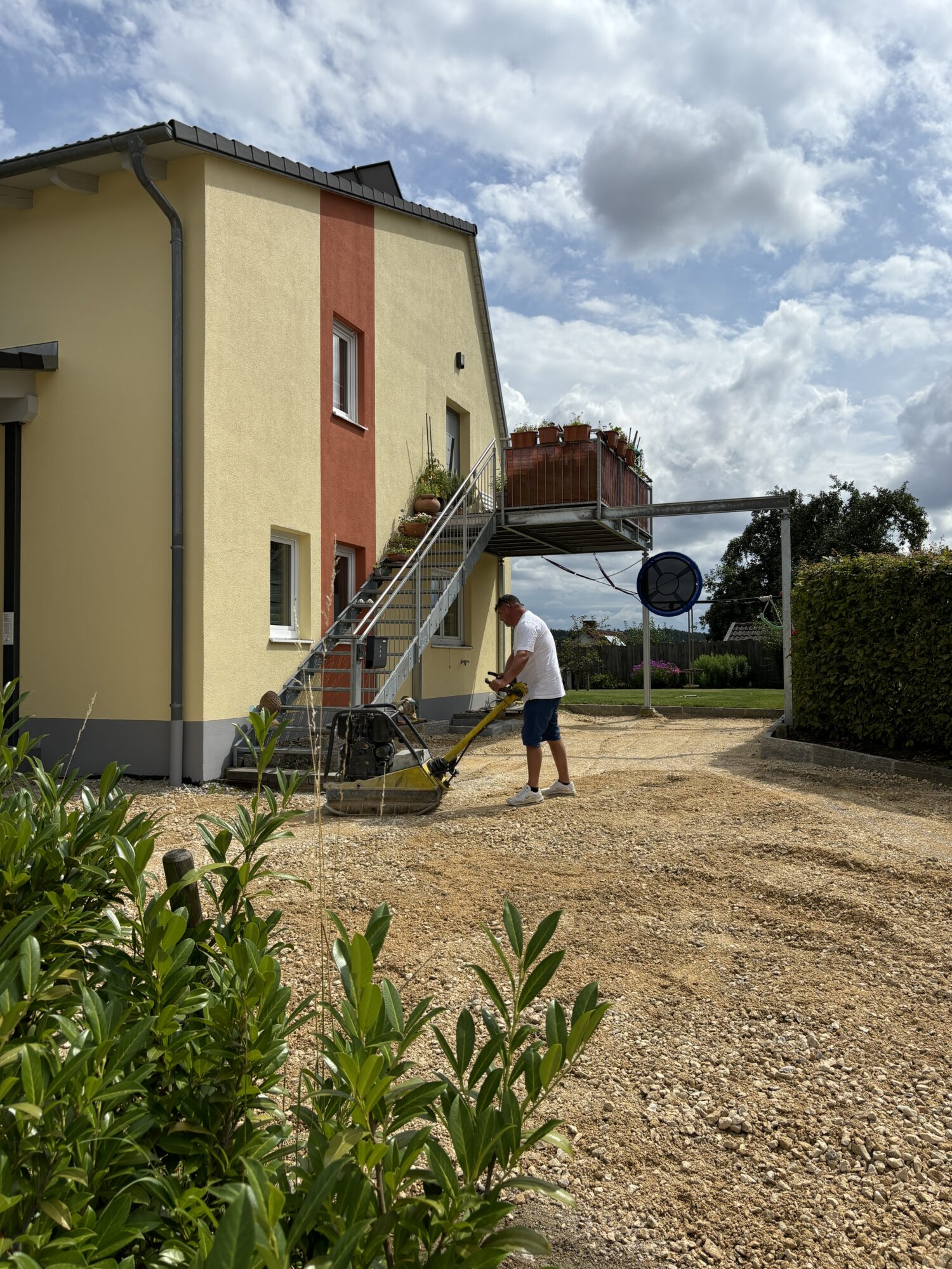 Wacker DPU 6055 Rüttelplatte – Mieten bei Baumaschinenvermietung Doni