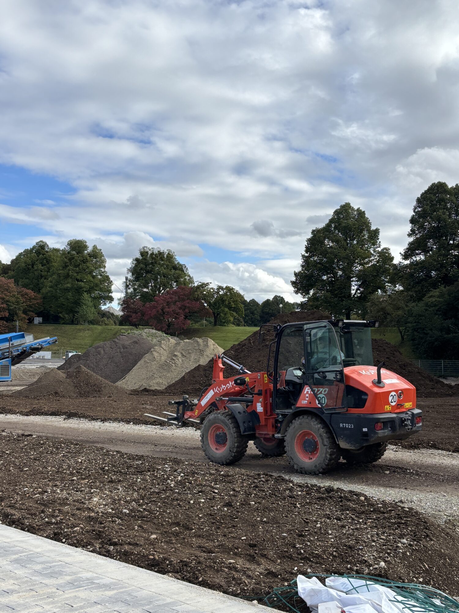 Radlader 4,5t mieten