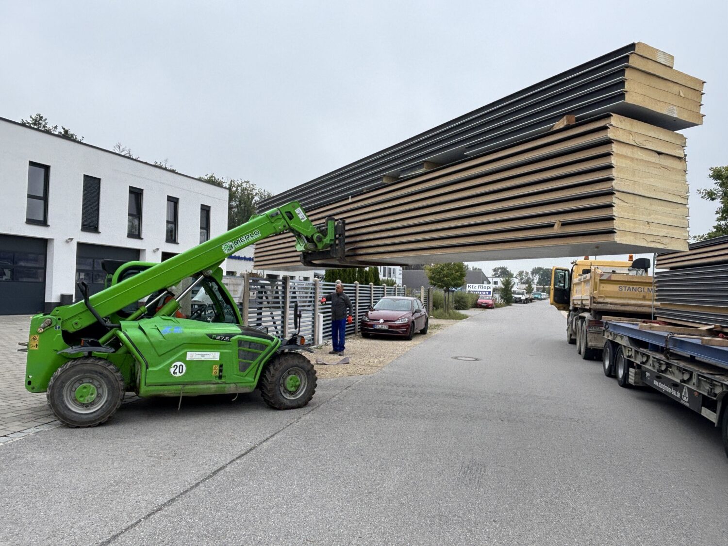 Teleskoplader für Großbaustellen mieten