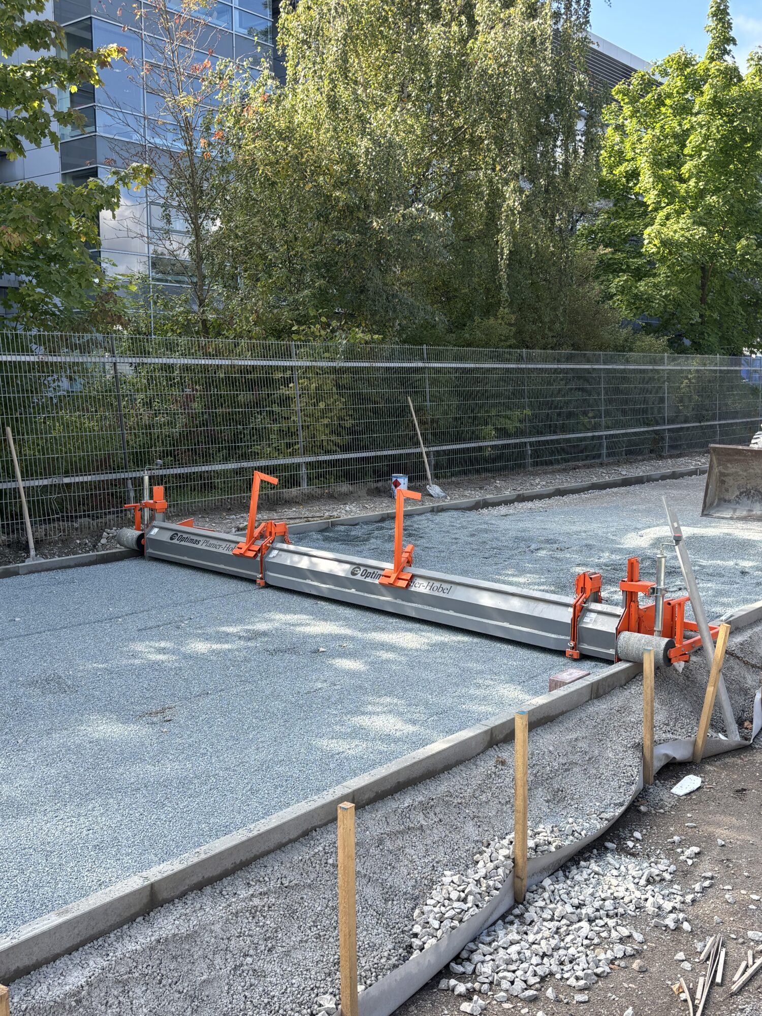 Präziser Planierhobel für Bauprojekte